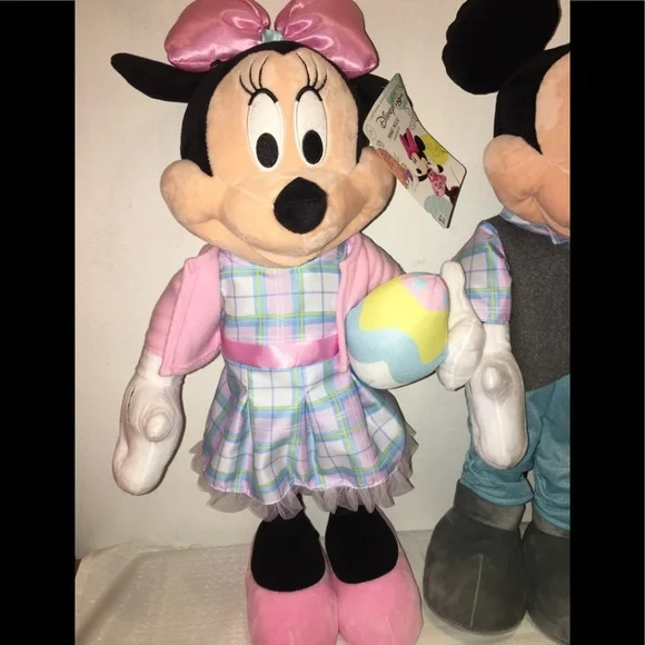2021 Mickey & Minnie Standing Easter Greeters